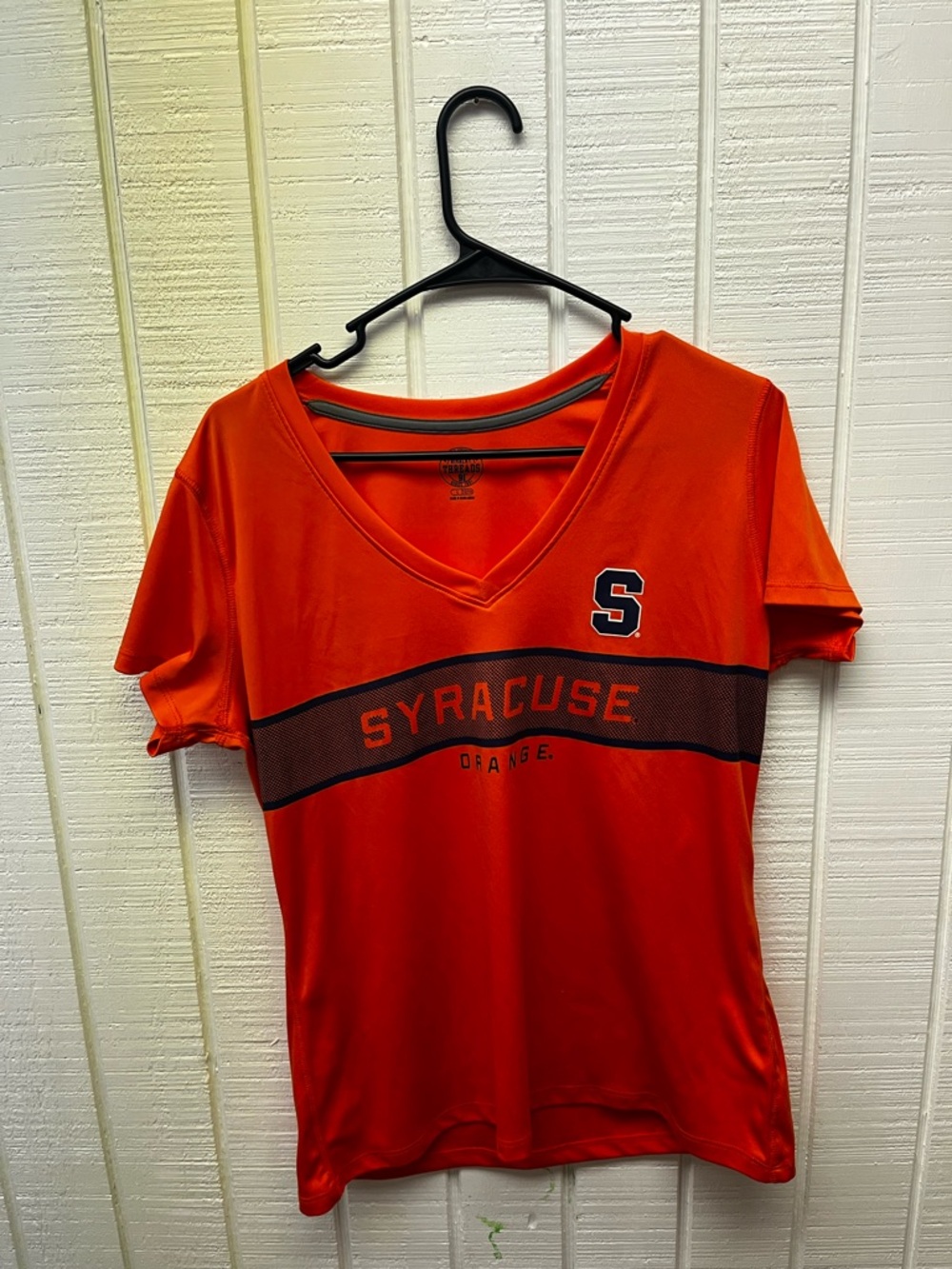 Syracuse Orange Women’s Large V-Neck Tee Rivalry Threads SS Activewear Dry Fit